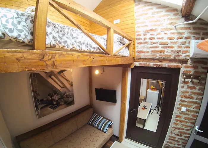 Vitosha Blvd - Attic Studio